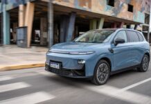 Leapmotor B10 híbrido é mais barato que os rivais e tenta fazer marca decolar no Brasil; vale a pena?
